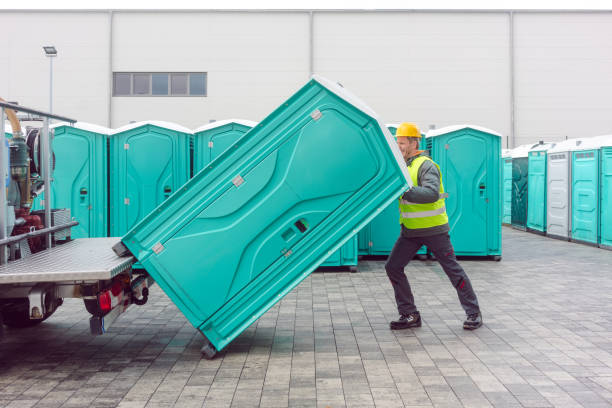 Portable Toilet Options We Offer in Bridgeport, WV